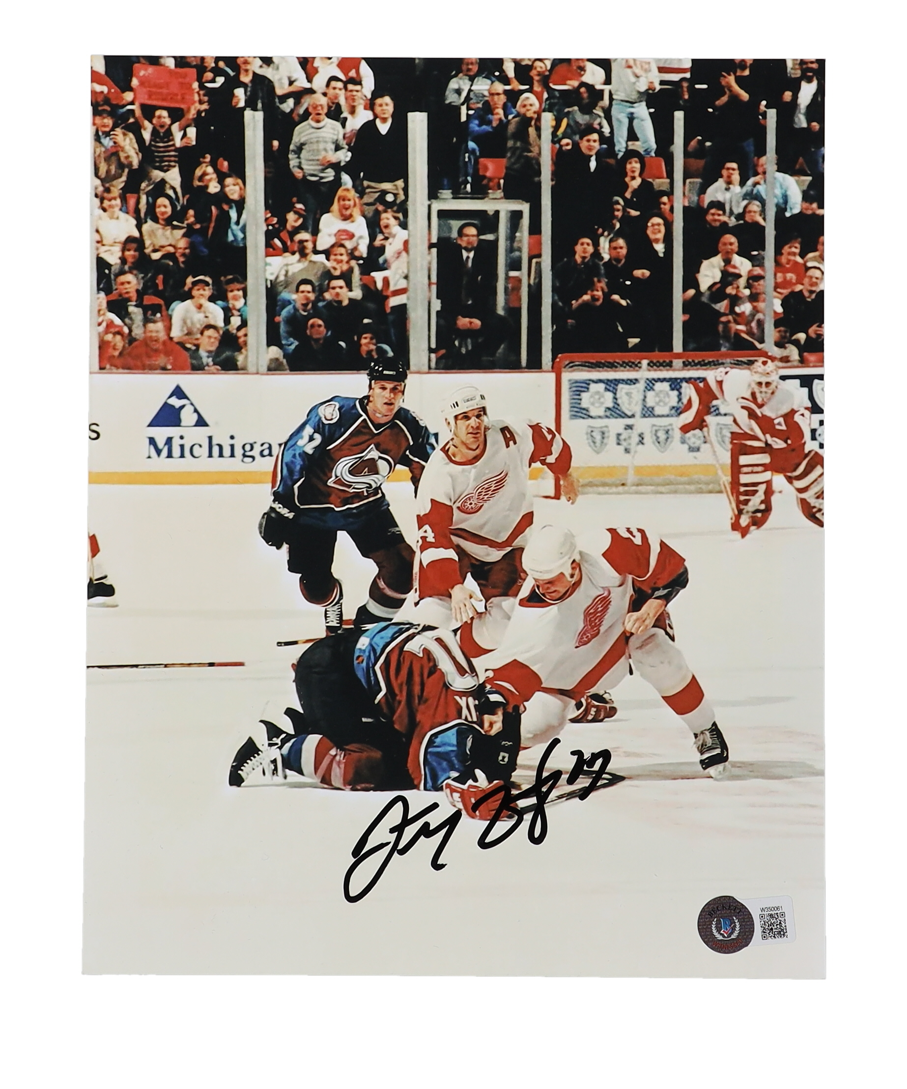 Darren McCarty Signed Red Wings 8x10 Photo (Beckett) at PristineAuction.com Darren McCarty Signed Red Wings 8x10 Photo (Beckett) at PristineAuction.com