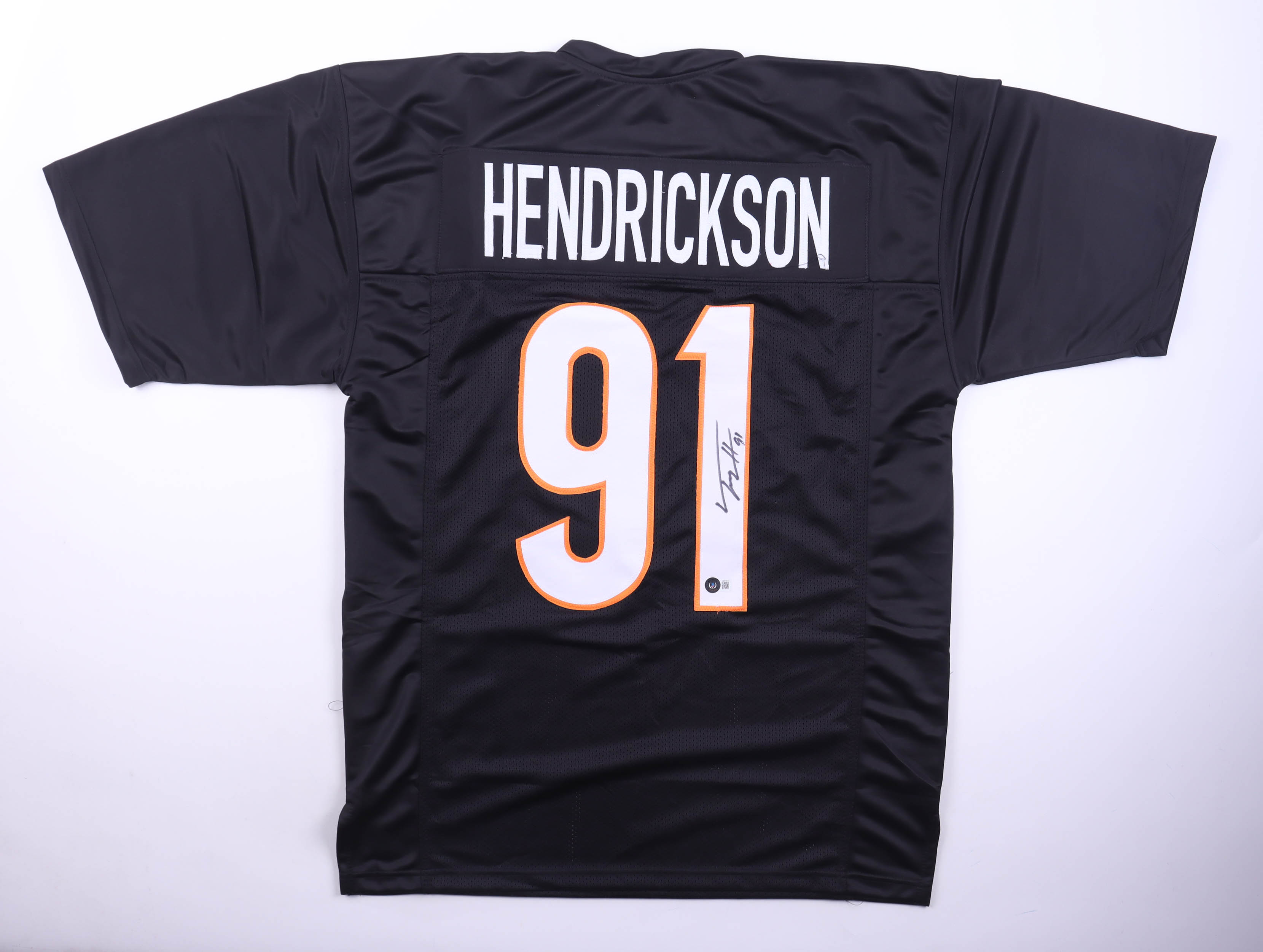 Trey Hendrickson Signed Jersey (Beckett) at PristineAuction.com Trey Hendrickson Signed Jersey (Beckett) at PristineAuction.com