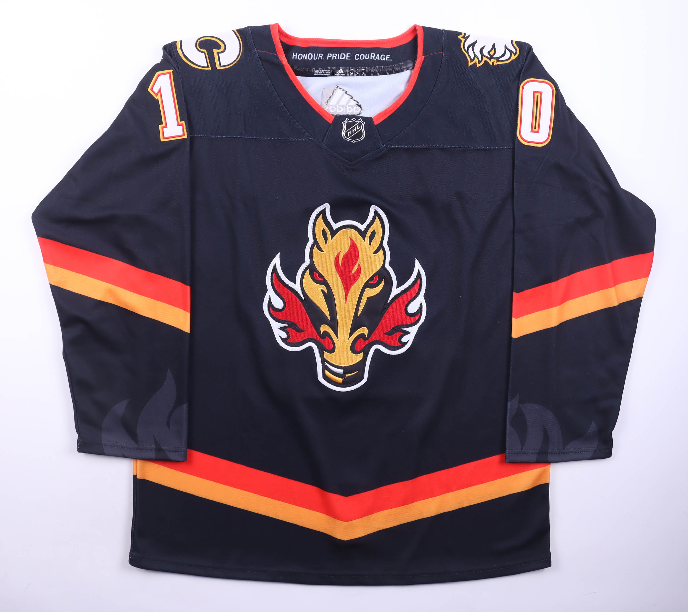 Jonathan Huberdeau Signed Jersey (Beckett) at PristineAuction.com Jonathan Huberdeau Signed Jersey (Beckett) at PristineAuction.com