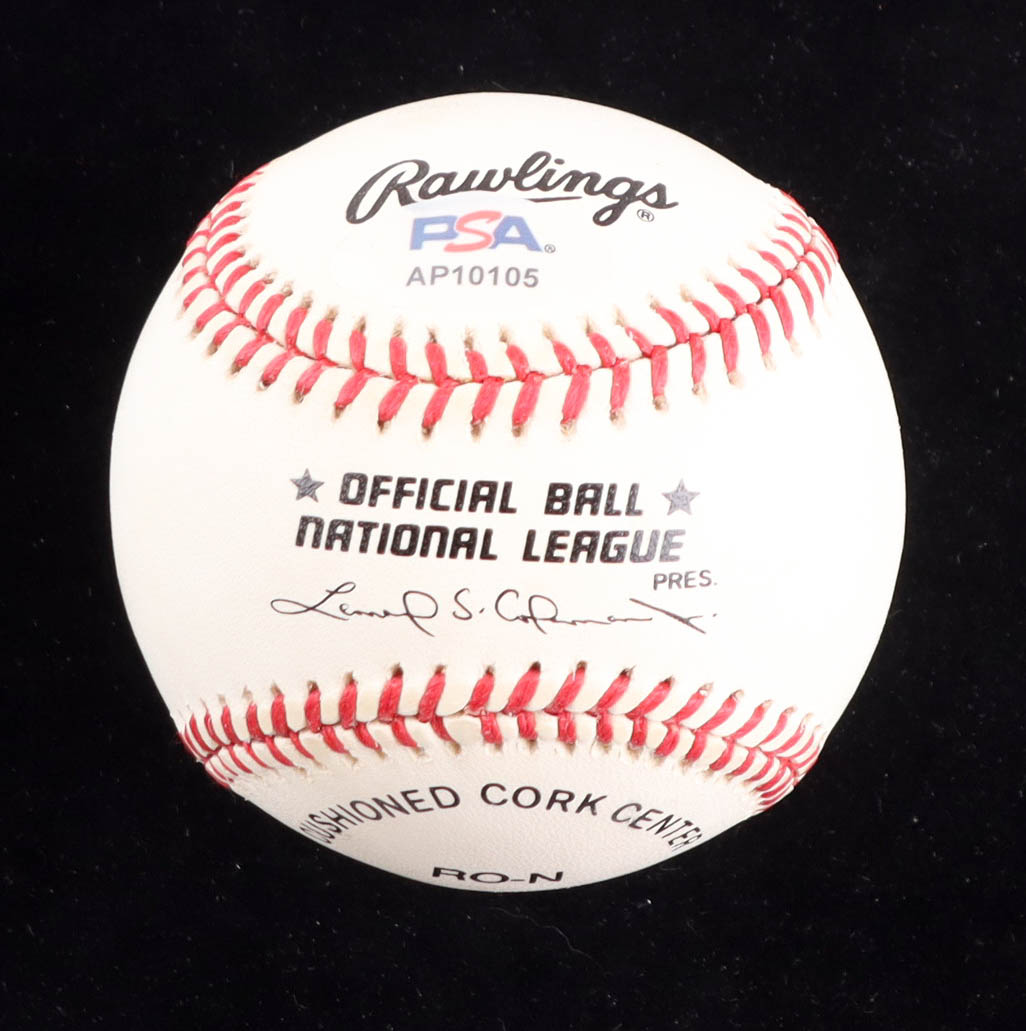 Pete Rose Signed ONL Baseball (PSA) at PristineAuction.com Pete Rose Signed ONL Baseball (PSA) at PristineAuction.com