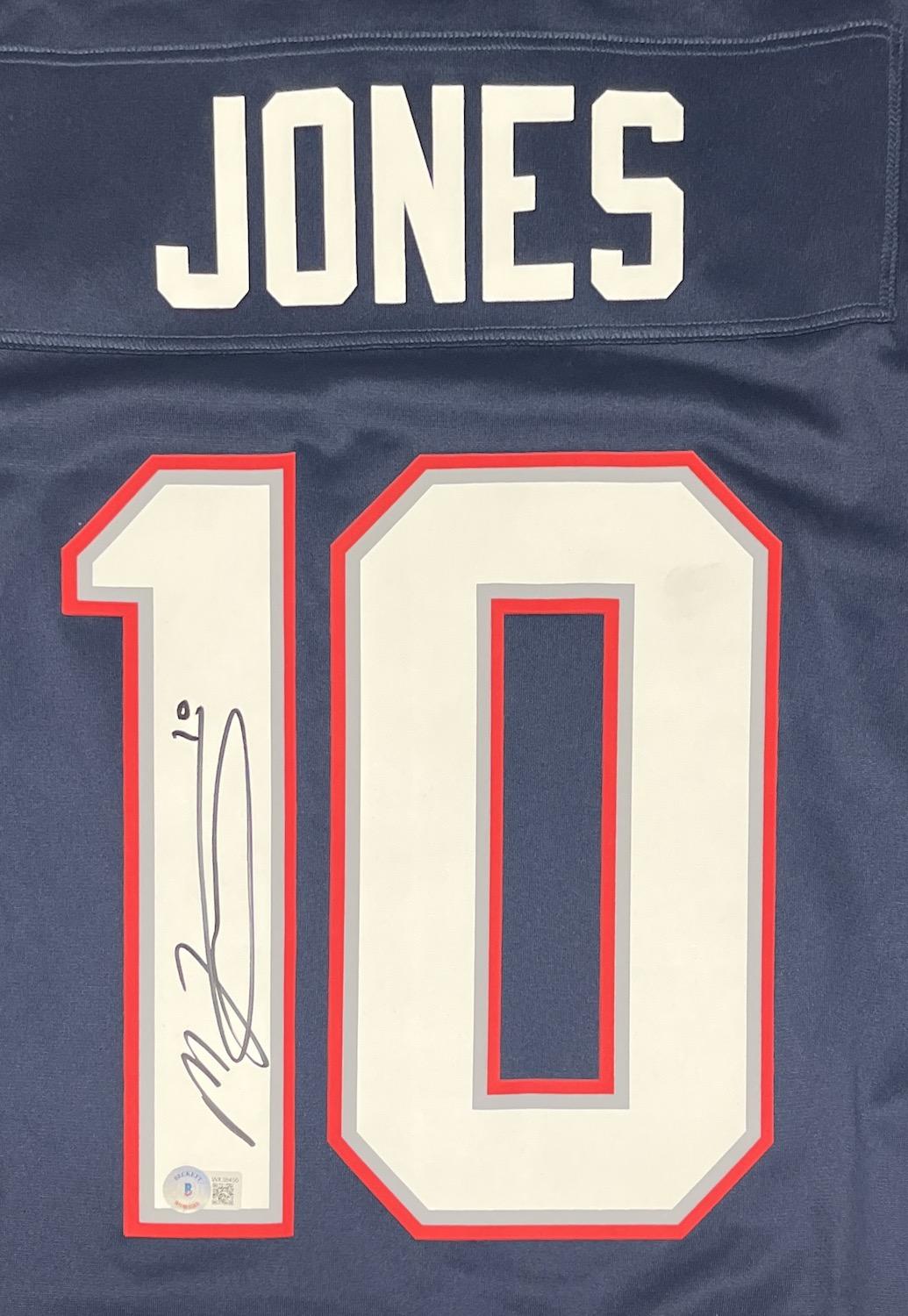 Mac Jones Signed Patriots Nike Jersey (Beckett) at PristineAuction.com Mac Jones Signed Patriots Nike Jersey (Beckett) at PristineAuction.com