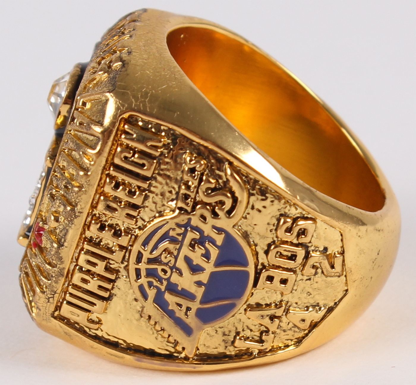 Kareem Abdul-Jabbar Los Angeles Lakers High Quality Replica 1985 NBA Finals World Championship Ring at PristineAuction.com Kareem Abdul-Jabbar Los Angeles Lakers High Quality Replica 1985 NBA Finals World Championship Ring at PristineAuction.com