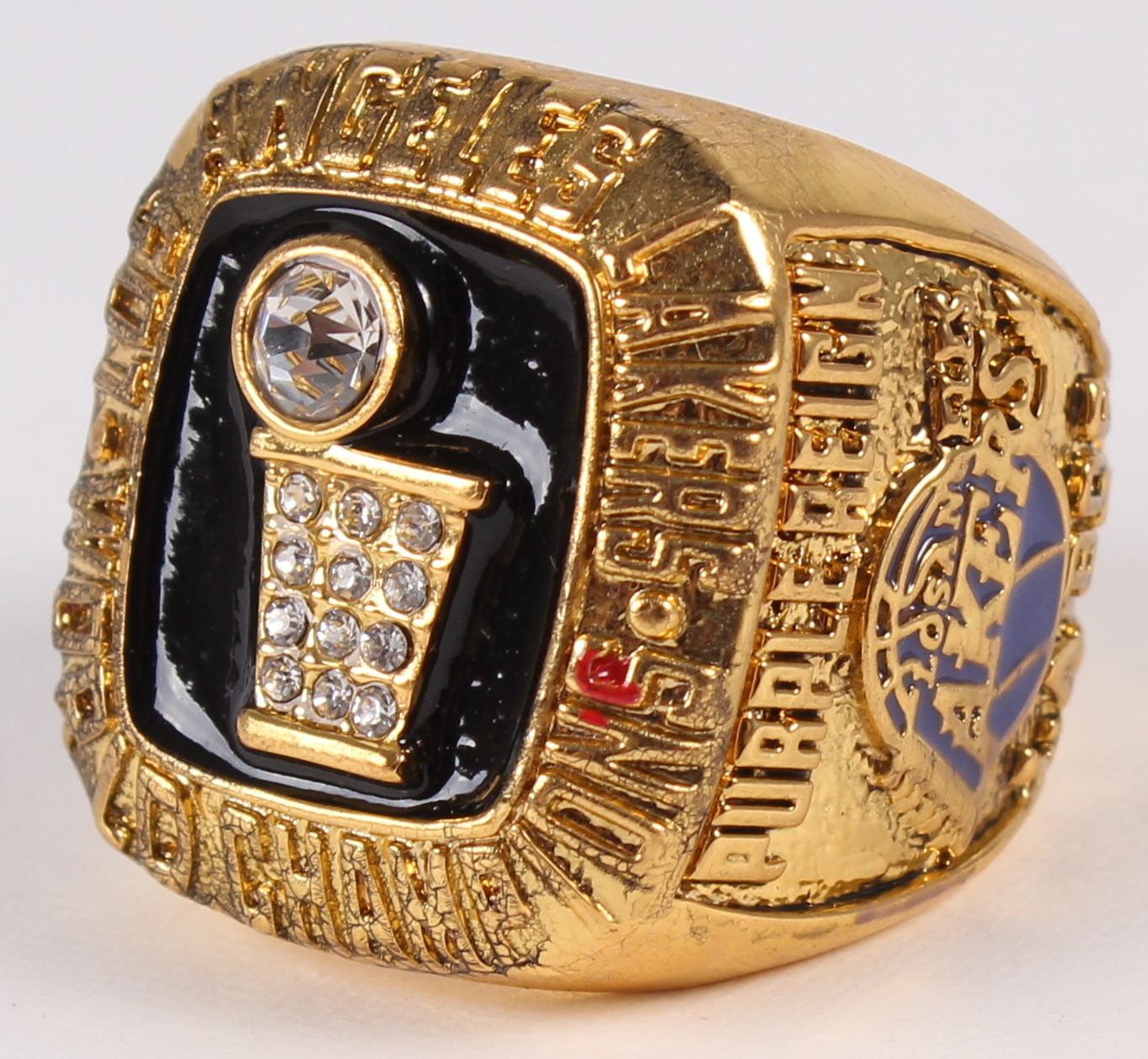 Kareem Abdul-Jabbar Los Angeles Lakers High Quality Replica 1985 NBA Finals World Championship Ring at PristineAuction.com Kareem Abdul-Jabbar Los Angeles Lakers High Quality Replica 1985 NBA Finals World Championship Ring at PristineAuction.com