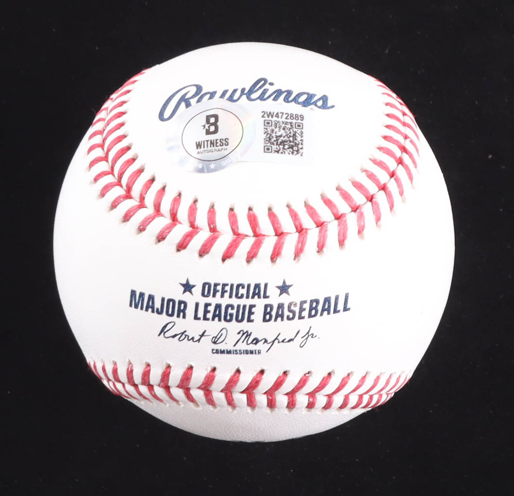 Mark Vientos Signed OML Mets Logo Baseball Inscribed "LFGM" (Beckett) at PristineAuction.com Mark Vientos Signed OML Mets Logo Baseball Inscribed "LFGM" (Beckett) at PristineAuction.com