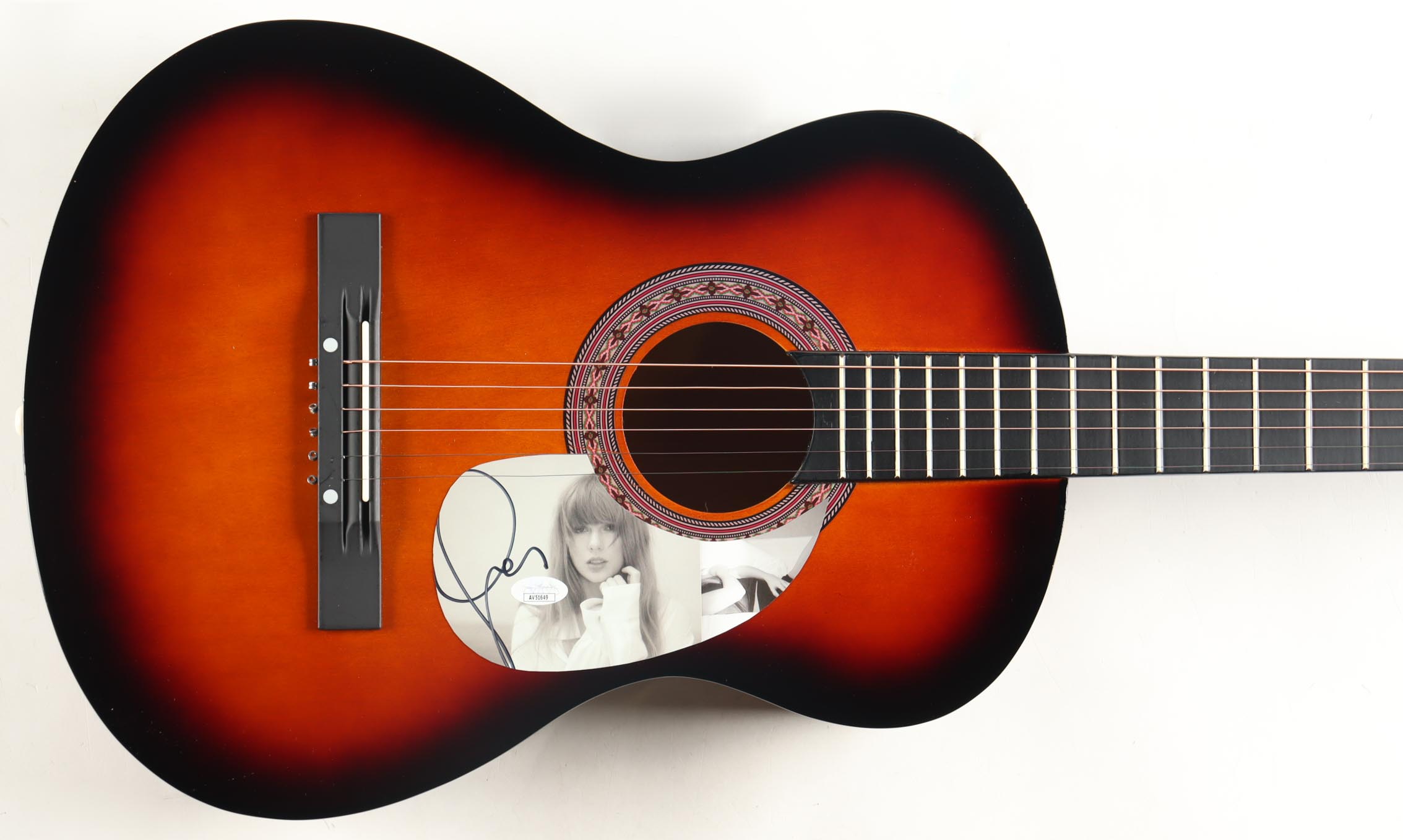 Taylor Swift Signed 39" Acoustic Guitar (JSA) at PristineAuction.com Taylor Swift Signed 39" Acoustic Guitar (JSA) at PristineAuction.com