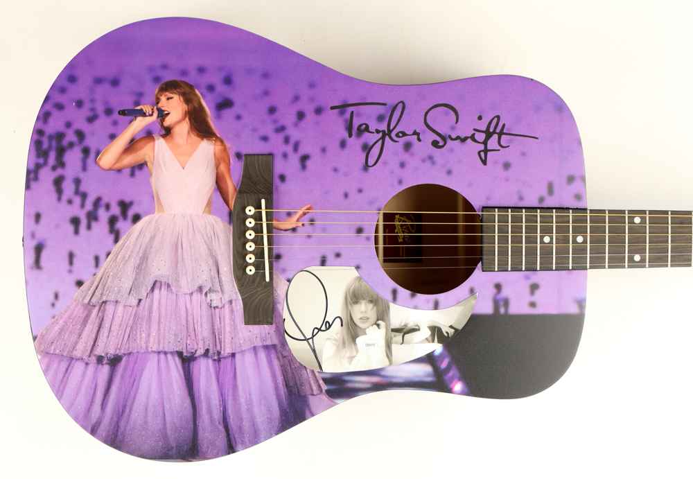 Taylor Swift Signed 40" Acoustic Guitar (JSA) at PristineAuction.com Taylor Swift Signed 40" Acoustic Guitar (JSA) at PristineAuction.com