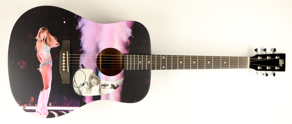 Taylor Swift Signed 40" Acoustic Guitar (JSA) at PristineAuction.com Taylor Swift Signed 40" Acoustic Guitar (JSA) at PristineAuction.com