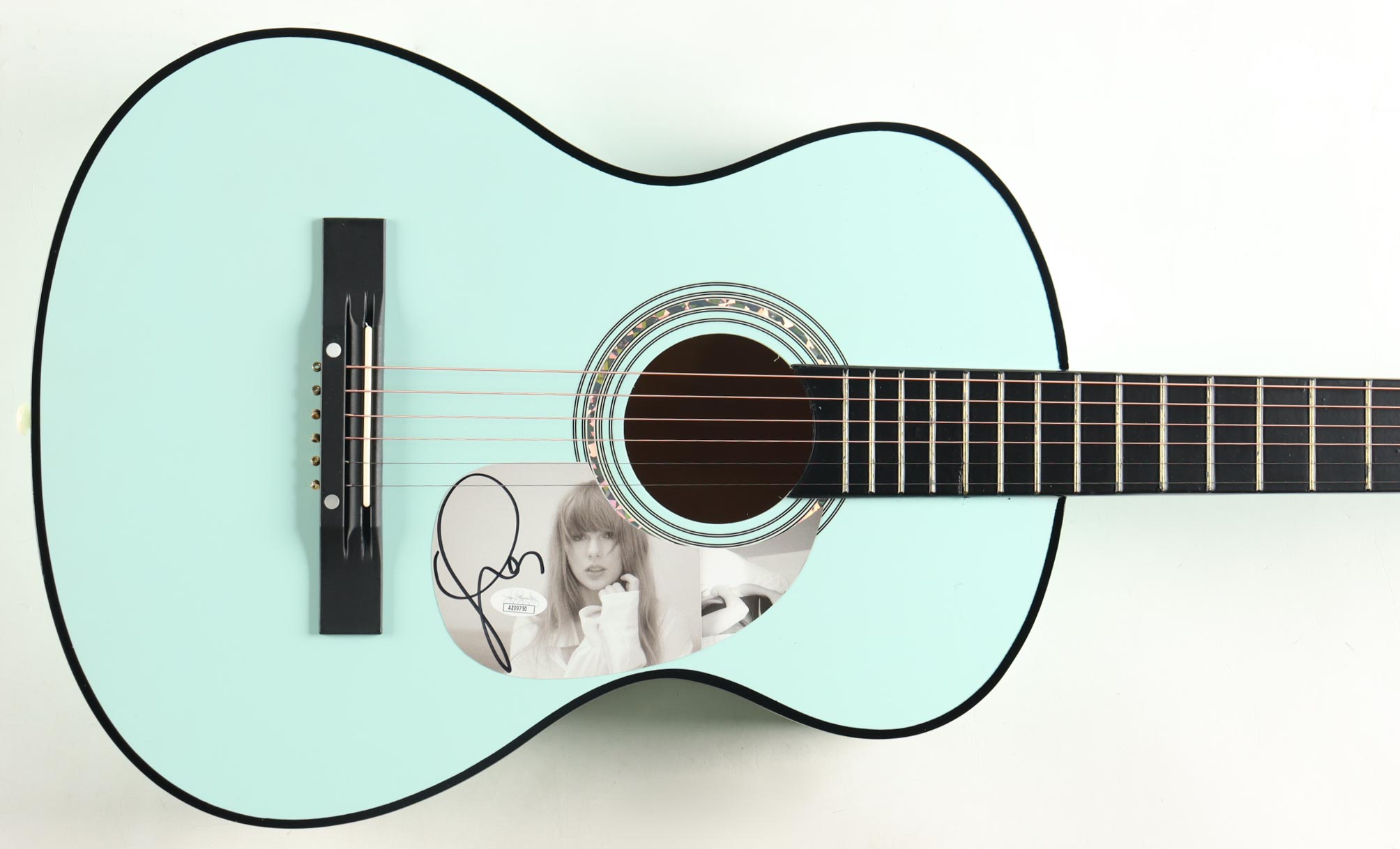 Taylor Swift Signed 38" Acoustic Guitar (JSA) at PristineAuction.com Taylor Swift Signed 38" Acoustic Guitar (JSA) at PristineAuction.com