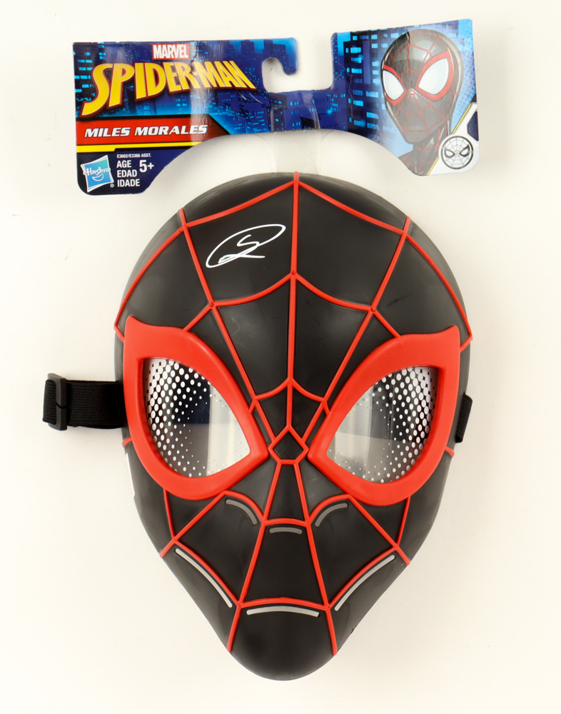Shameik Moore Signed "Spider-Man Into The Spider-Verse" Miles Morales Full-Size Mask (Celebrity Authentics) at PristineAuction.com Shameik Moore Signed "Spider-Man Into The Spider-Verse" Miles Morales Full-Size Mask (Celebrity Authentics) at PristineAuction.com