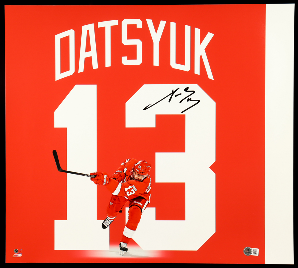 Pavel Datsyuk Signed Red Wings 18x20 Photo (Beckett) at PristineAuction.com Pavel Datsyuk Signed Red Wings 18x20 Photo (Beckett) at PristineAuction.com
