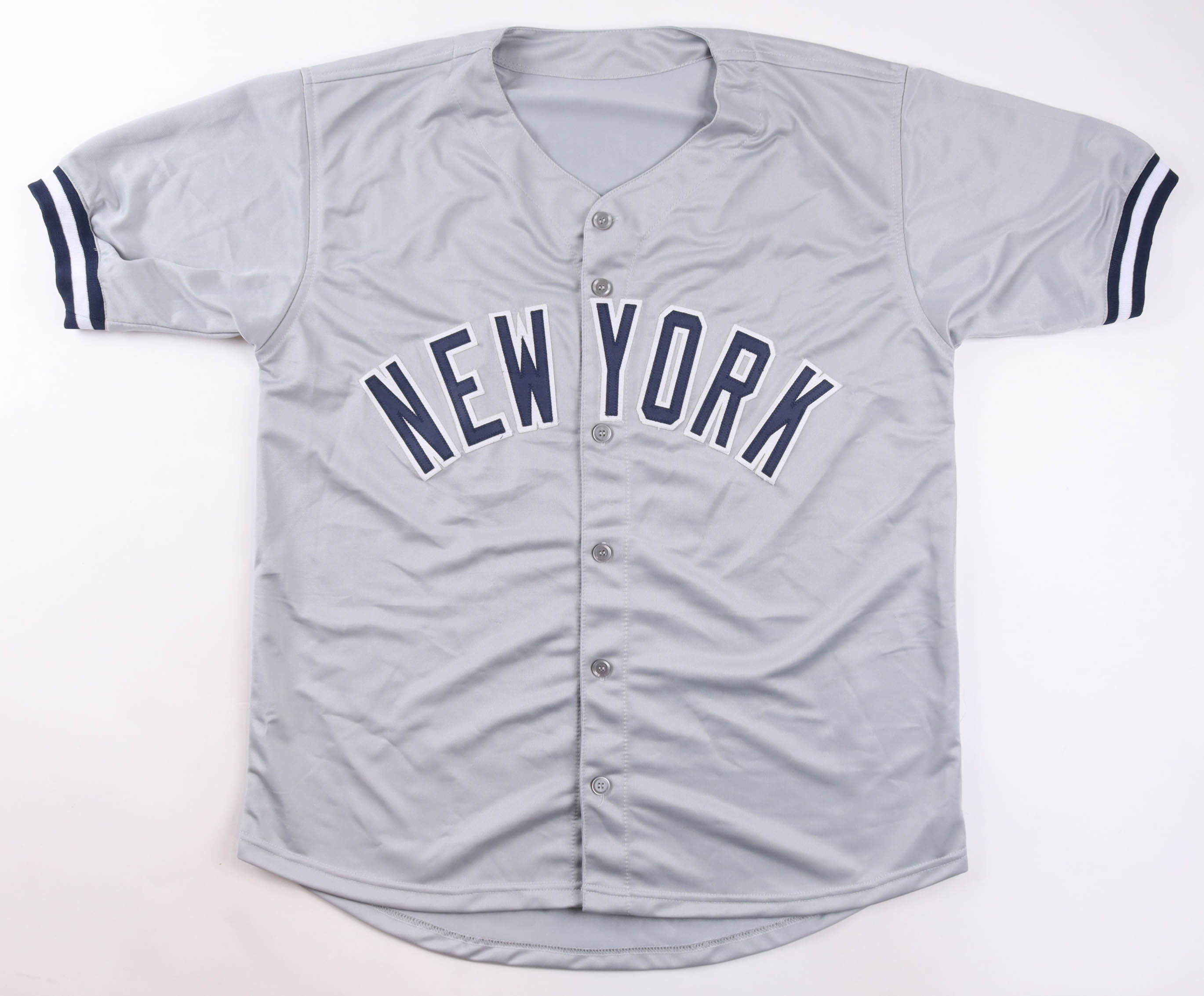 Don Larsen Signed Jersey (Beckett) at PristineAuction.com Don Larsen Signed Jersey (Beckett) at PristineAuction.com