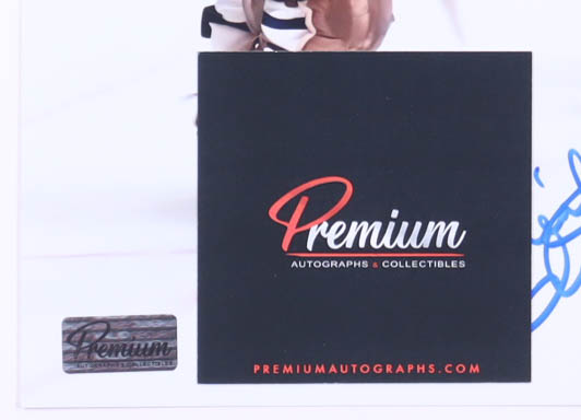 Real Cloutier Signed Nordiques 8x10 Photo (Premium Autographs) at PristineAuction.com Real Cloutier Signed Nordiques 8x10 Photo (Premium Autographs) at PristineAuction.com