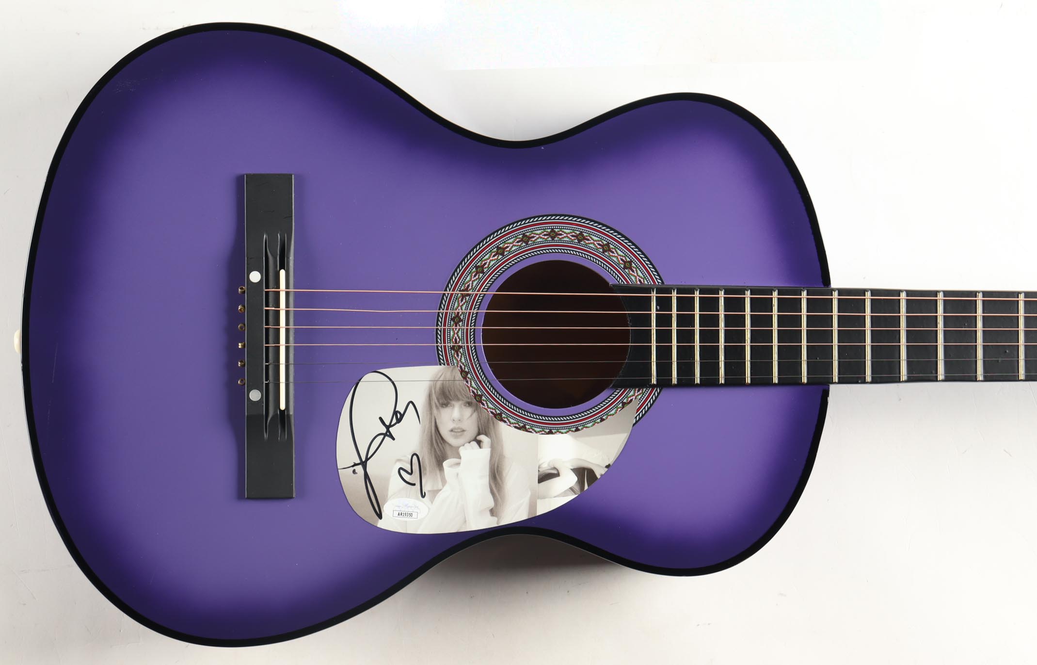 Taylor Swift Signed 38" Acoustic Guitar (JSA) at PristineAuction.com Taylor Swift Signed 38" Acoustic Guitar (JSA) at PristineAuction.com
