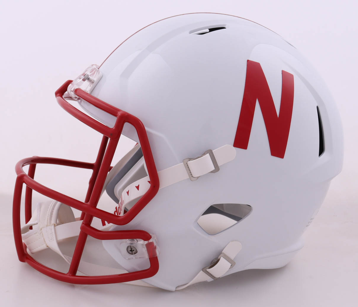 Mike Brown Signed Nebraska Cornhuskers Full-Size Speed Helmet (Beckett) at PristineAuction.com Mike Brown Signed Nebraska Cornhuskers Full-Size Speed Helmet (Beckett) at PristineAuction.com