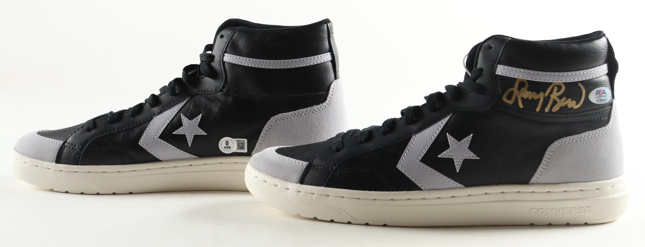 Magic Johnson & Larry Bird Signed Set of (2) Converse Basketball Shoes (Beckett & PSA) at PristineAuction.com Magic Johnson & Larry Bird Signed Set of (2) Converse Basketball Shoes (Beckett & PSA) at PristineAuction.com