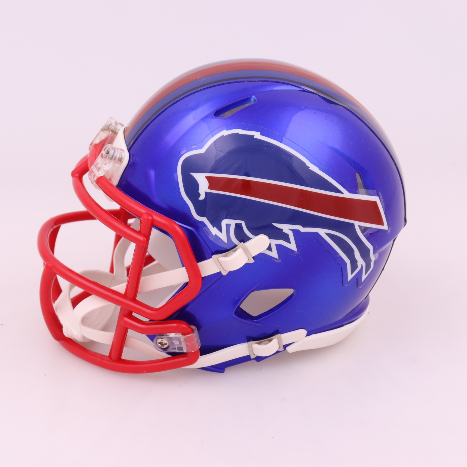 Stefon Diggs Signed Bills Flash Alternate Speed Mini Helmet (Beckett) at PristineAuction.com Stefon Diggs Signed Bills Flash Alternate Speed Mini Helmet (Beckett) at PristineAuction.com