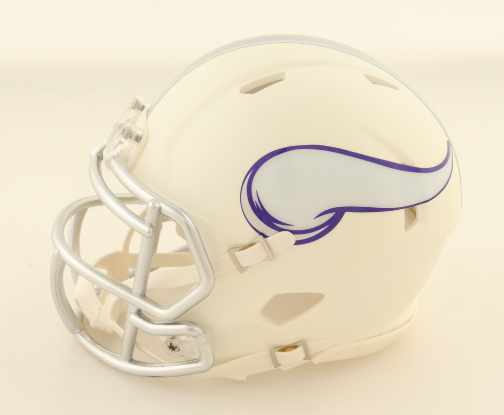 Adrian Peterson Signed Vikings Flat White Alternate Speed Mini Helmet (Beckett) at PristineAuction.com Adrian Peterson Signed Vikings Flat White Alternate Speed Mini Helmet (Beckett) at PristineAuction.com