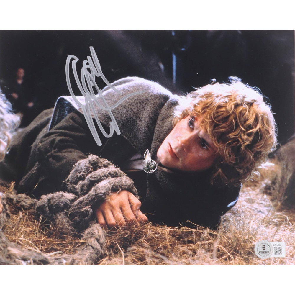 Dominic Monaghan Signed "The Lord of the Rings" 8x10 Photo (Beckett) at PristineAuction.com