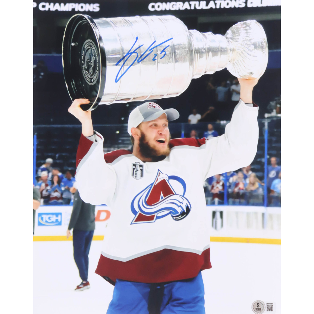 Logan O'Connor Signed Avalanche 11x14 Photo (Beckett) at PristineAuction.com