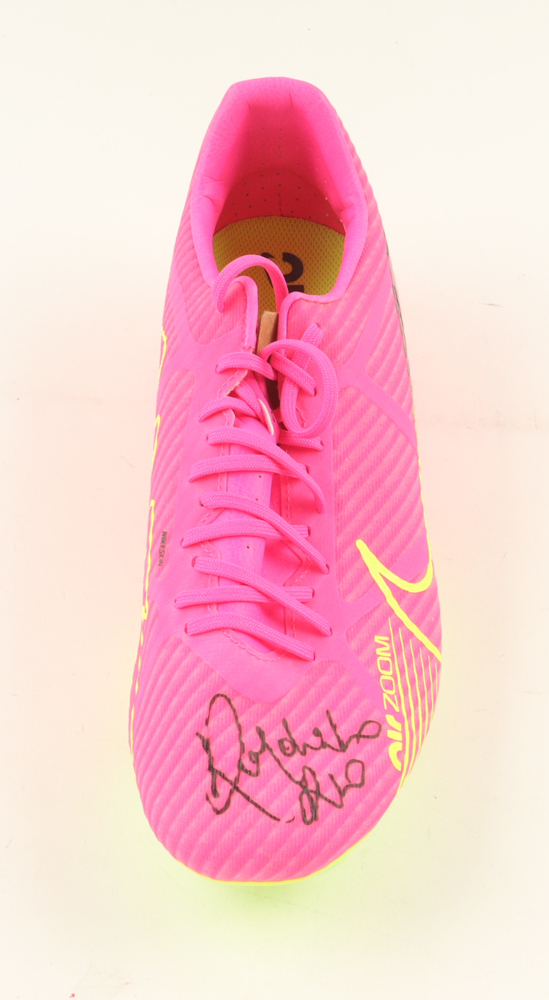 Ronaldinho Signed Nike Soccer Cleat Inscribed "R10" (Beckett) at PristineAuction.com Ronaldinho Signed Nike Soccer Cleat Inscribed "R10" (Beckett) at PristineAuction.com
