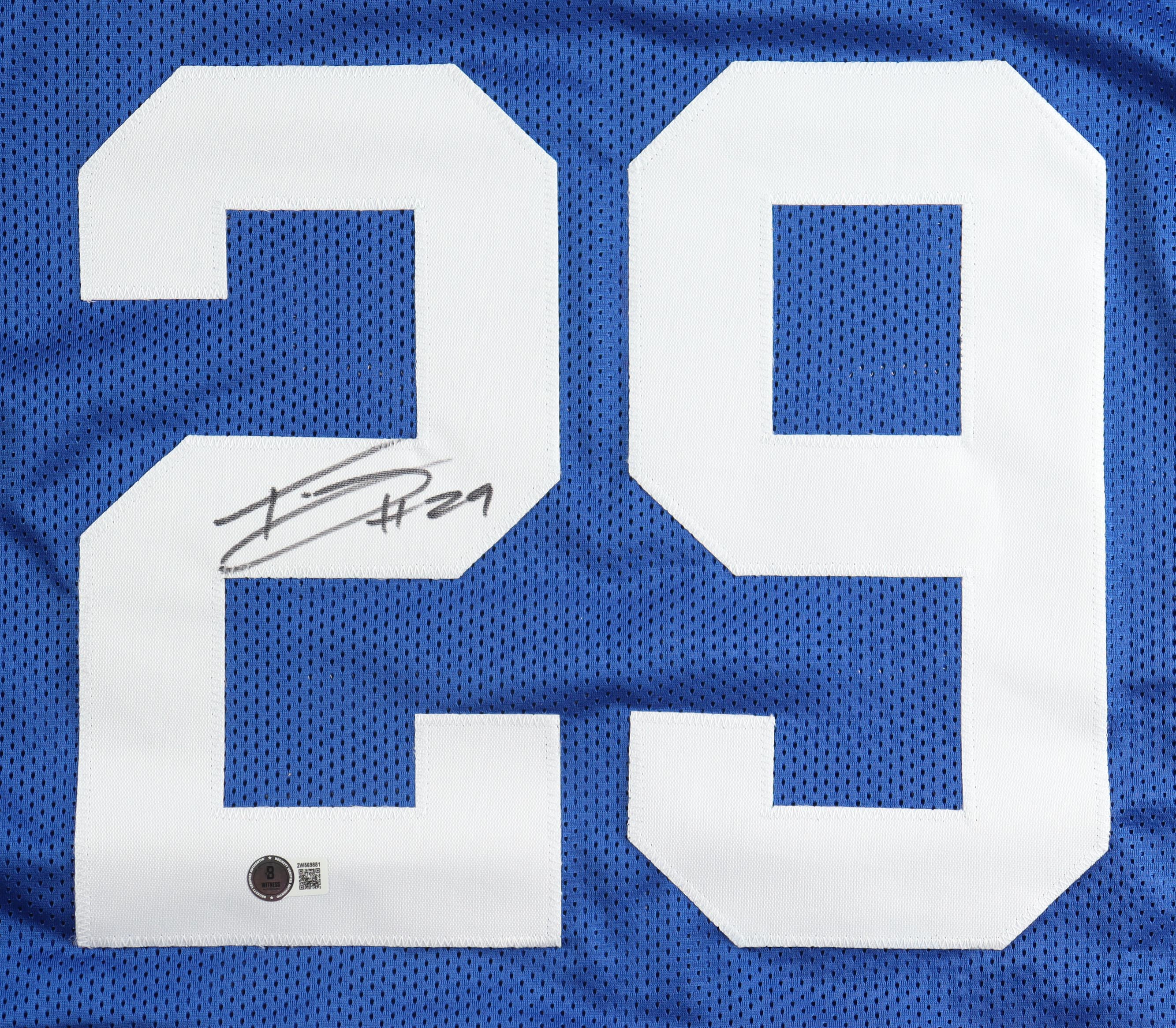 Tyrone Tracy Jr. Signed Jersey (Beckett) at PristineAuction.com Tyrone Tracy Jr. Signed Jersey (Beckett) at PristineAuction.com