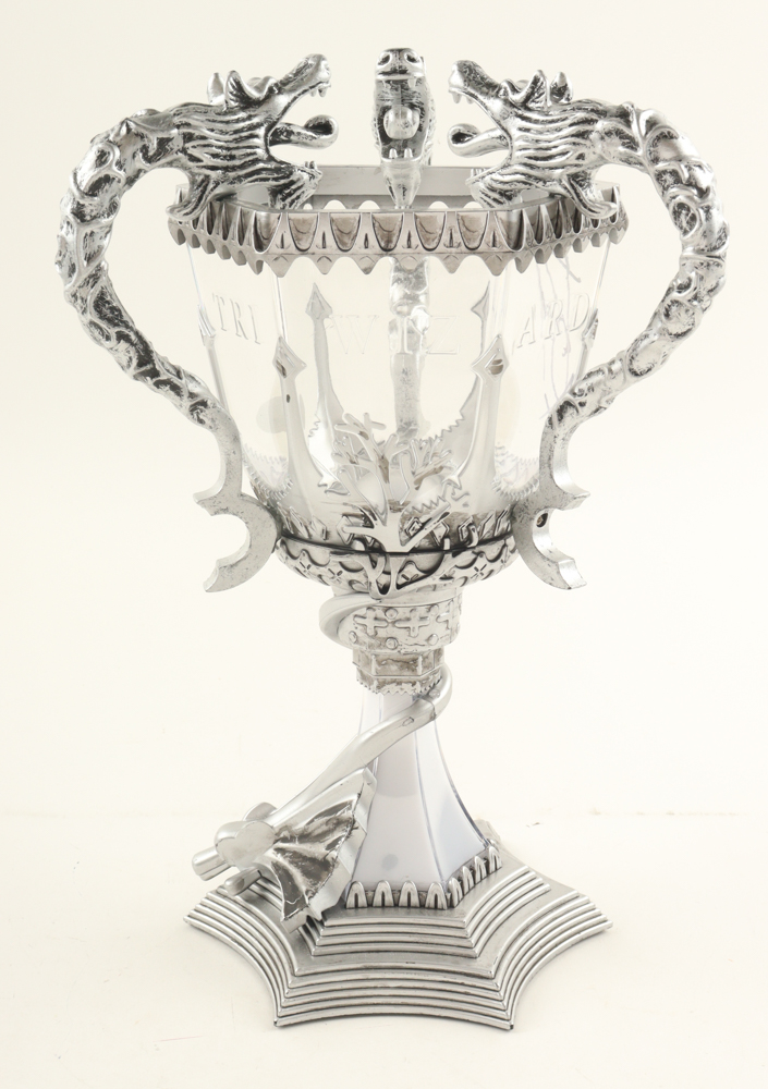 Daniel Radcliffe Signed Goblet of Fire Replica Prop (JSA) at PristineAuction.com Daniel Radcliffe Signed Goblet of Fire Replica Prop (JSA) at PristineAuction.com