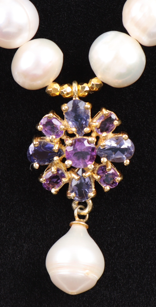 New Freshwater Cultured Pearl Necklace with 2.10 Carats of Amethysts & Iolites | Estimated Retail Value $2,750 (UGL) at PristineAuction.com New Freshwater Cultured Pearl Necklace with 2.10 Carats of Amethysts & Iolites | Estimated Retail Value $2,750 (UGL) at PristineAuction.com