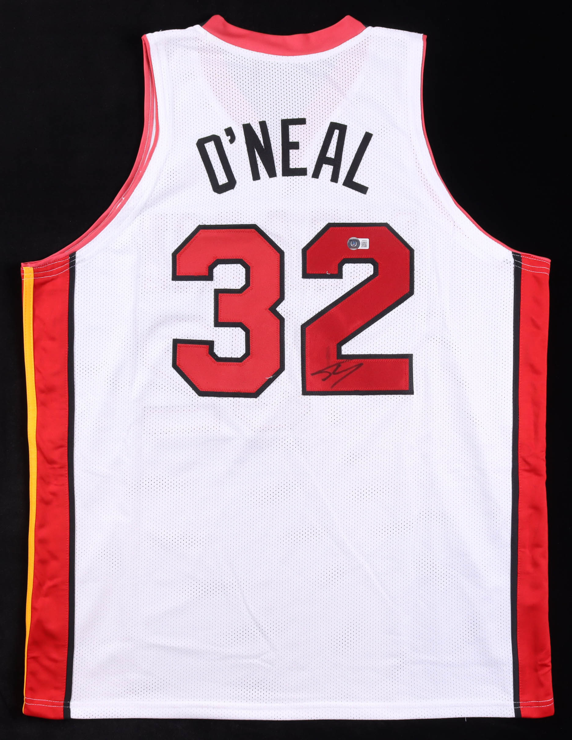 Shaquille O'Neal Signed Jersey (Beckett) at PristineAuction.com Shaquille O'Neal Signed Jersey (Beckett) at PristineAuction.com