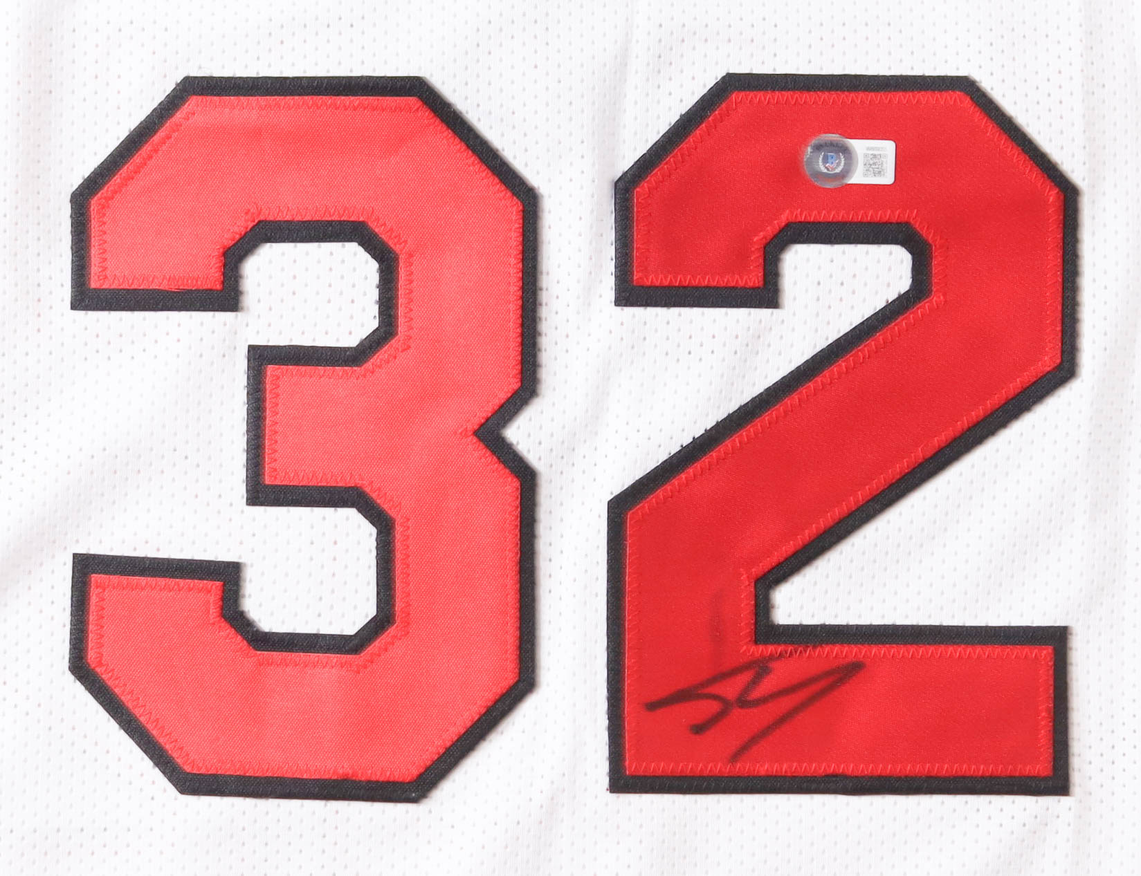 Shaquille O'Neal Signed Jersey (Beckett) at PristineAuction.com Shaquille O'Neal Signed Jersey (Beckett) at PristineAuction.com