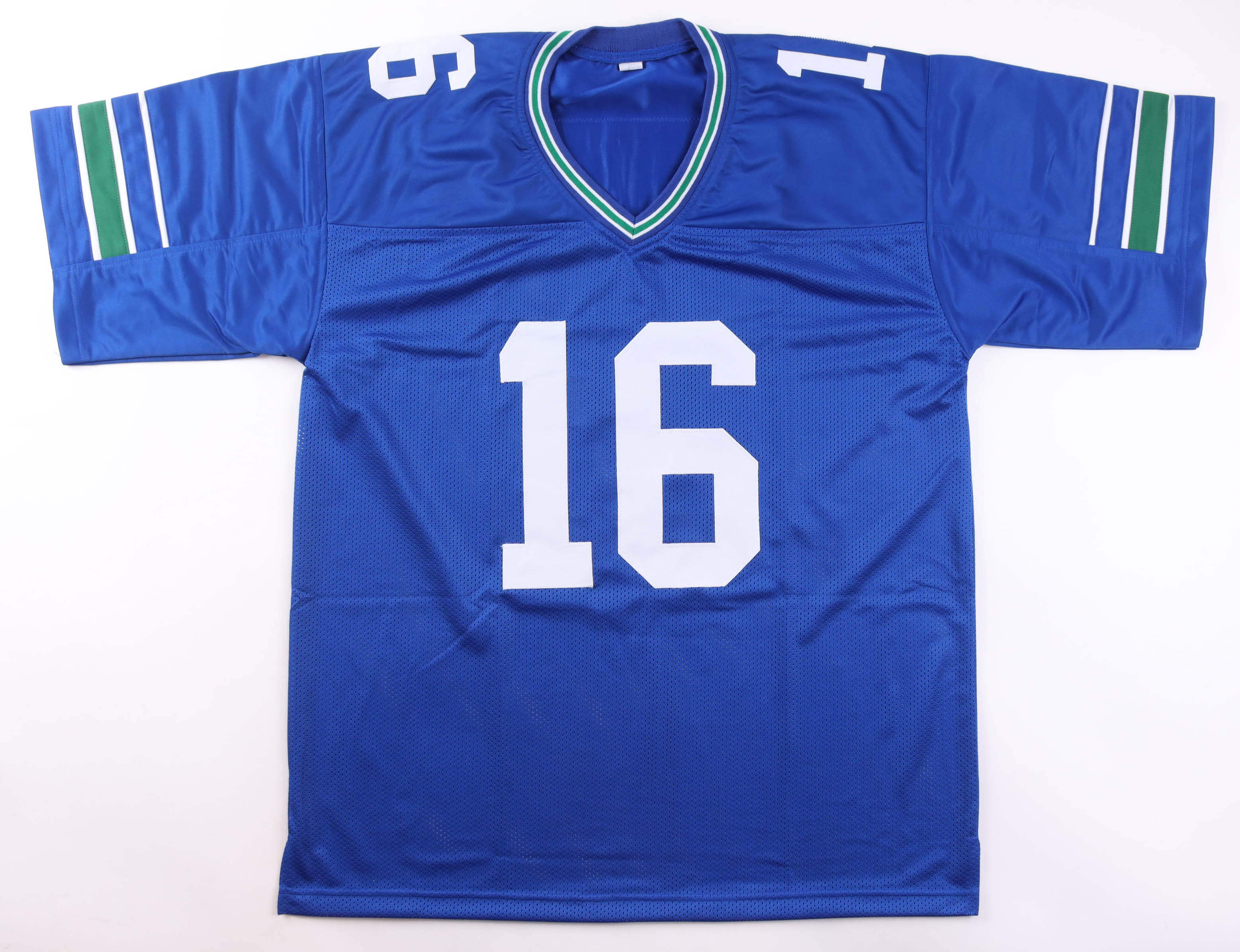 Tyler Lockett Signed Jersey (JSA & PIA) at PristineAuction.com Tyler Lockett Signed Jersey (JSA & PIA) at PristineAuction.com