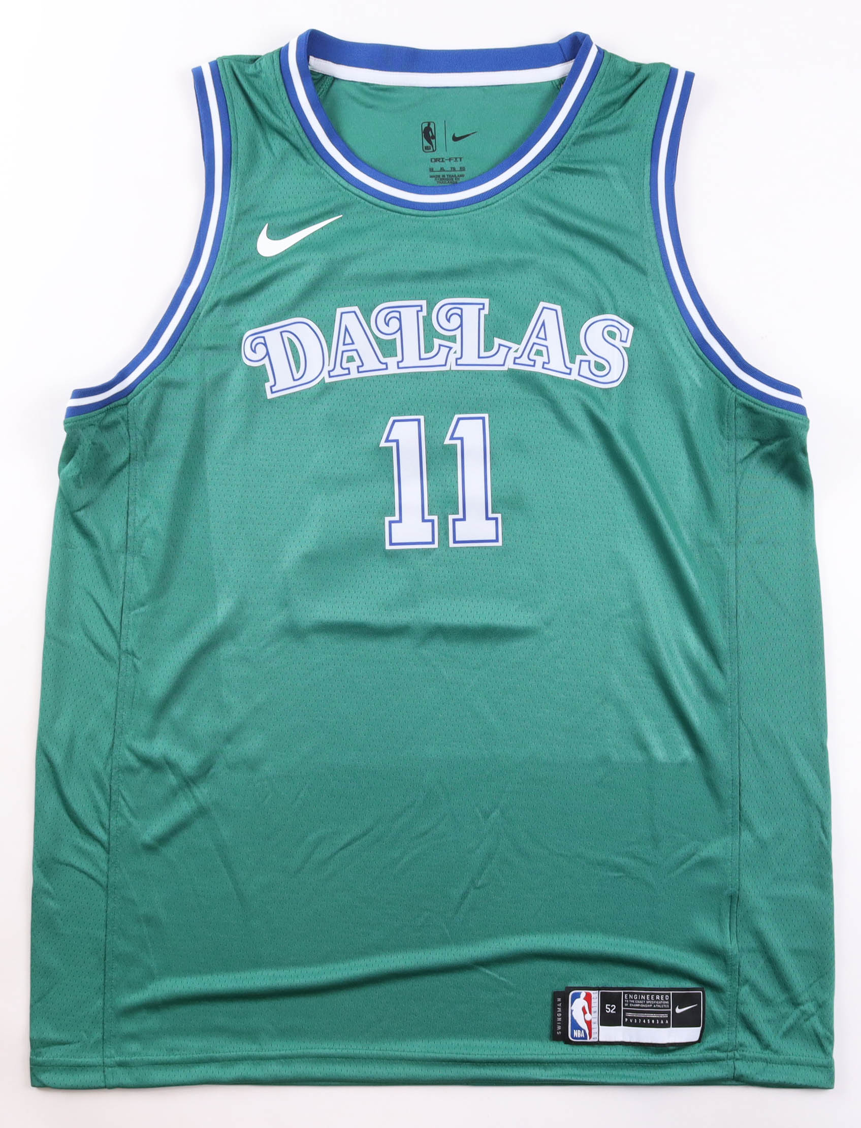 Kyrie Irving Signed Mavericks Authentic Nike Jersey (PSA) at PristineAuction.com Kyrie Irving Signed Mavericks Authentic Nike Jersey (PSA) at PristineAuction.com