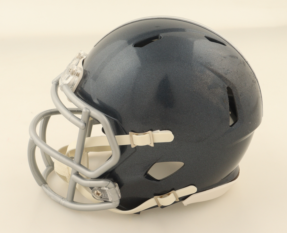 Alvin "Bud" Dupree Signed Titans Speed Mini Helmet (Beckett) at PristineAuction.com Alvin "Bud" Dupree Signed Titans Speed Mini Helmet (Beckett) at PristineAuction.com