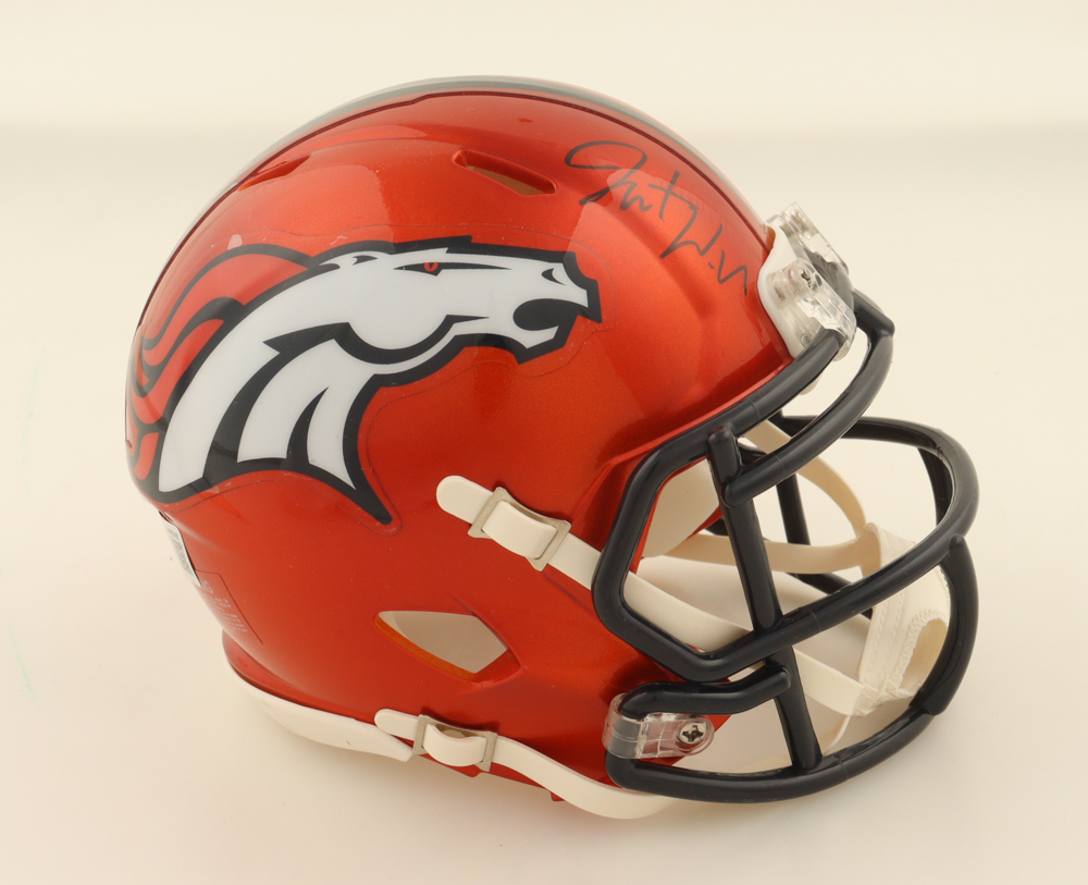 Javonte Williams Signed Broncos Flash Alternate Speed Mini Helmet (Beckett) at PristineAuction.com Javonte Williams Signed Broncos Flash Alternate Speed Mini Helmet (Beckett) at PristineAuction.com