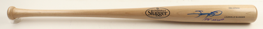 Sammy Sosa Signed Louisville Slugger Baseball Bat Inscribed "98 MVP" (Beckett) at PristineAuction.com Sammy Sosa Signed Louisville Slugger Baseball Bat Inscribed "98 MVP" (Beckett) at PristineAuction.com