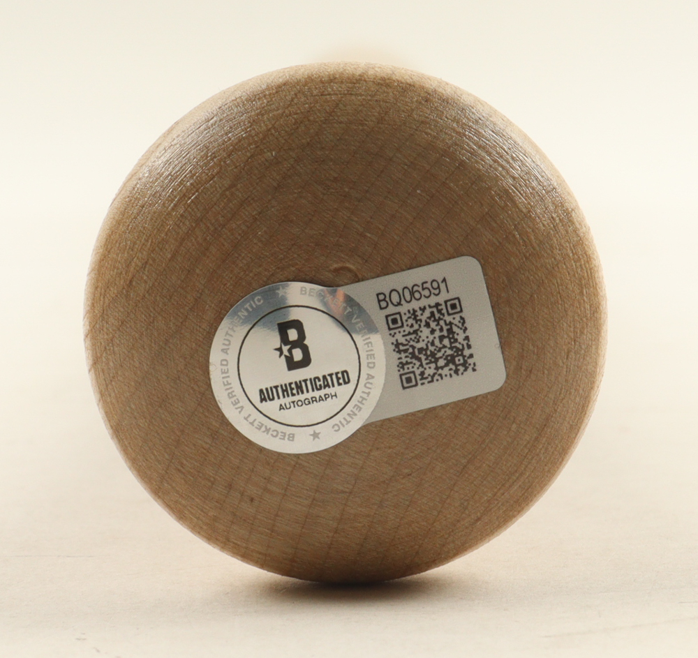 Sammy Sosa Signed Louisville Slugger Baseball Bat Inscribed "98 MVP" (Beckett) at PristineAuction.com Sammy Sosa Signed Louisville Slugger Baseball Bat Inscribed "98 MVP" (Beckett) at PristineAuction.com