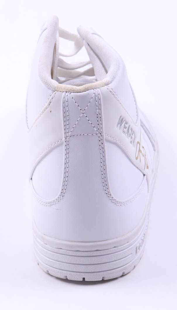 Larry Bird Signed Converse Weapon Basketball Shoe with Acrylic Display Stand (PSA) at PristineAuction.com Larry Bird Signed Converse Weapon Basketball Shoe with Acrylic Display Stand (PSA) at PristineAuction.com