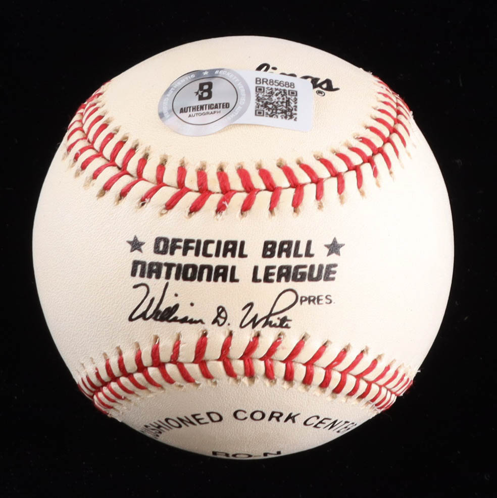 Gaylord Perry Signed ONL Baseball Inscribed "5-6-82" & "300" (Beckett) at PristineAuction.com Gaylord Perry Signed ONL Baseball Inscribed "5-6-82" & "300" (Beckett) at PristineAuction.com