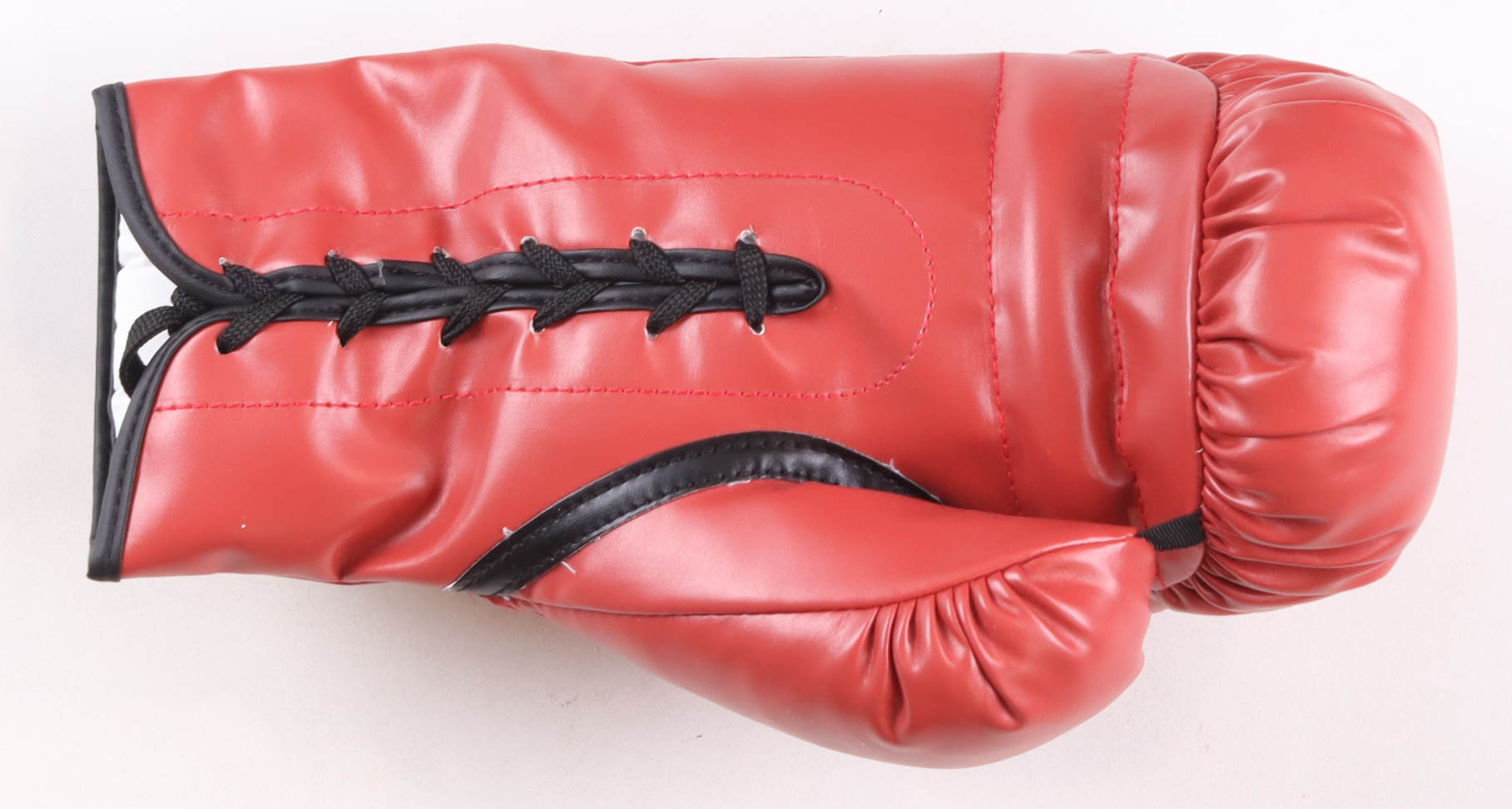 Mike Tyson Signed Everlast Boxing Glove (Tyson) at PristineAuction.com Mike Tyson Signed Everlast Boxing Glove (Tyson) at PristineAuction.com