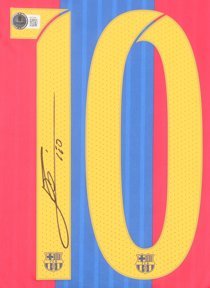 Lionel Messi Signed FC Barcelona Authentic Nike Jersey Inscribed "LEO" (Beckett & Icons) at PristineAuction.com Lionel Messi Signed FC Barcelona Authentic Nike Jersey Inscribed "LEO" (Beckett & Icons) at PristineAuction.com