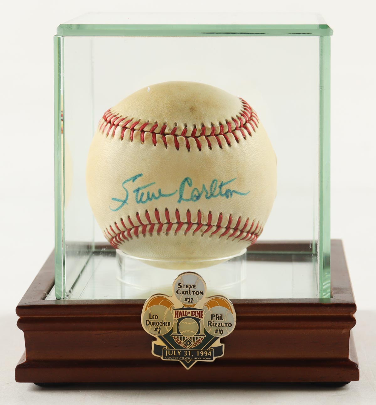 Steve Carlton Signed ONL Baseball with Display Case (PSA) at PristineAuction.com Steve Carlton Signed ONL Baseball with Display Case (PSA) at PristineAuction.com