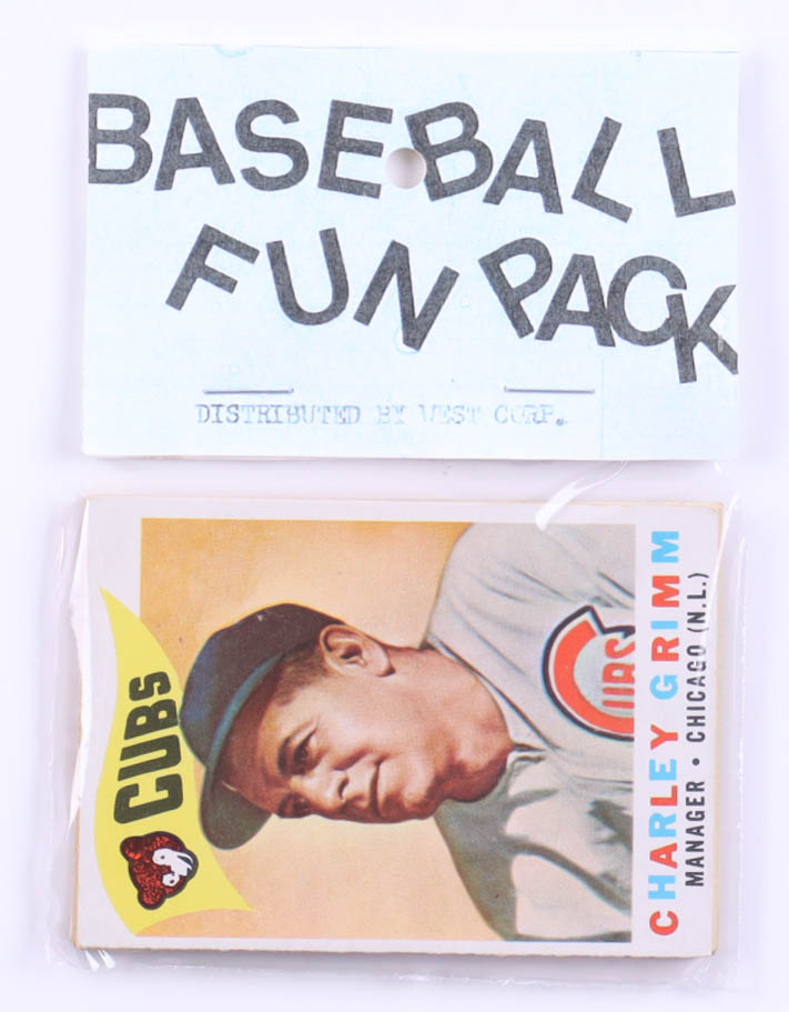 1960 Topps Baseball Card Fun Pack with (10) Cards at PristineAuction.com 1960 Topps Baseball Card Fun Pack with (10) Cards at PristineAuction.com