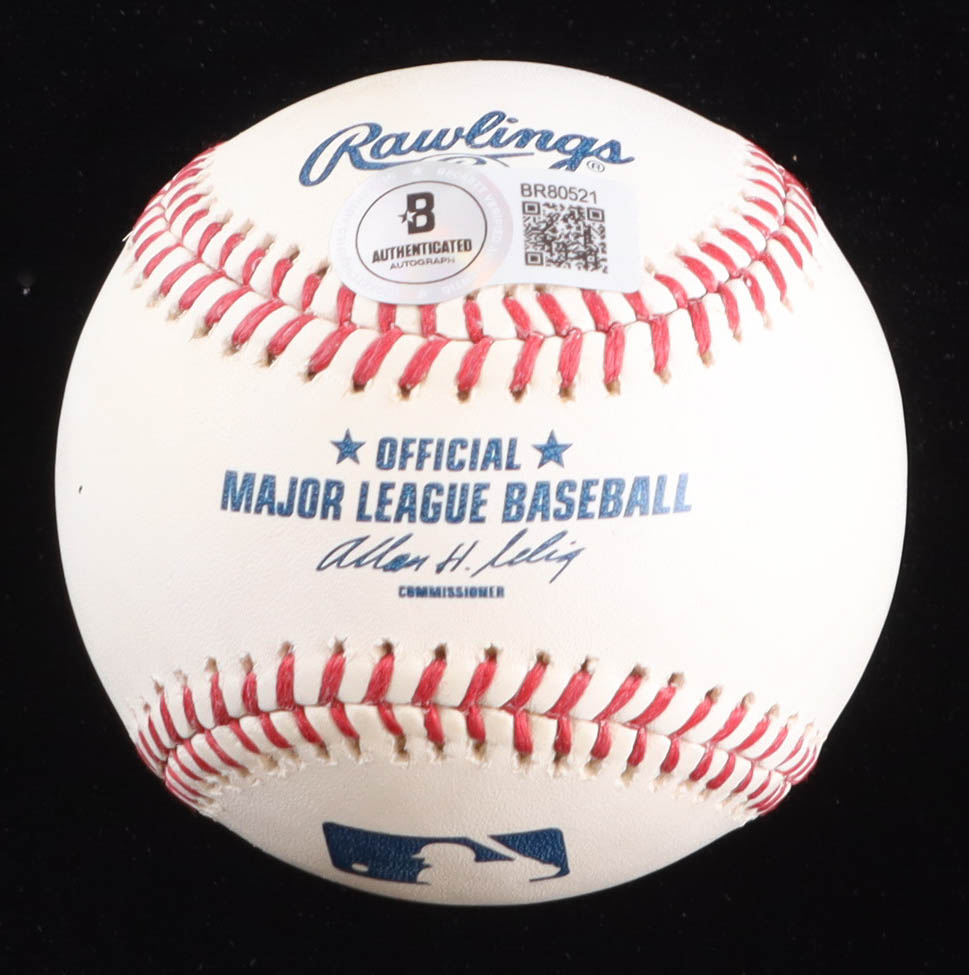 Reggie Jackson Signed OML Baseball (Beckett) at PristineAuction.com Reggie Jackson Signed OML Baseball (Beckett) at PristineAuction.com