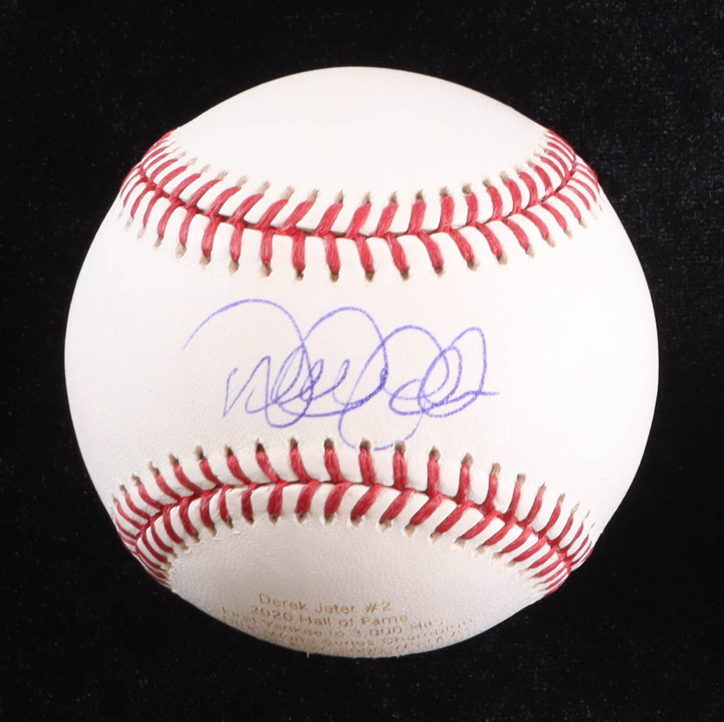 Derek Jeter Signed LE Career Stat OML Baseball (MLB) at PristineAuction.com Derek Jeter Signed LE Career Stat OML Baseball (MLB) at PristineAuction.com