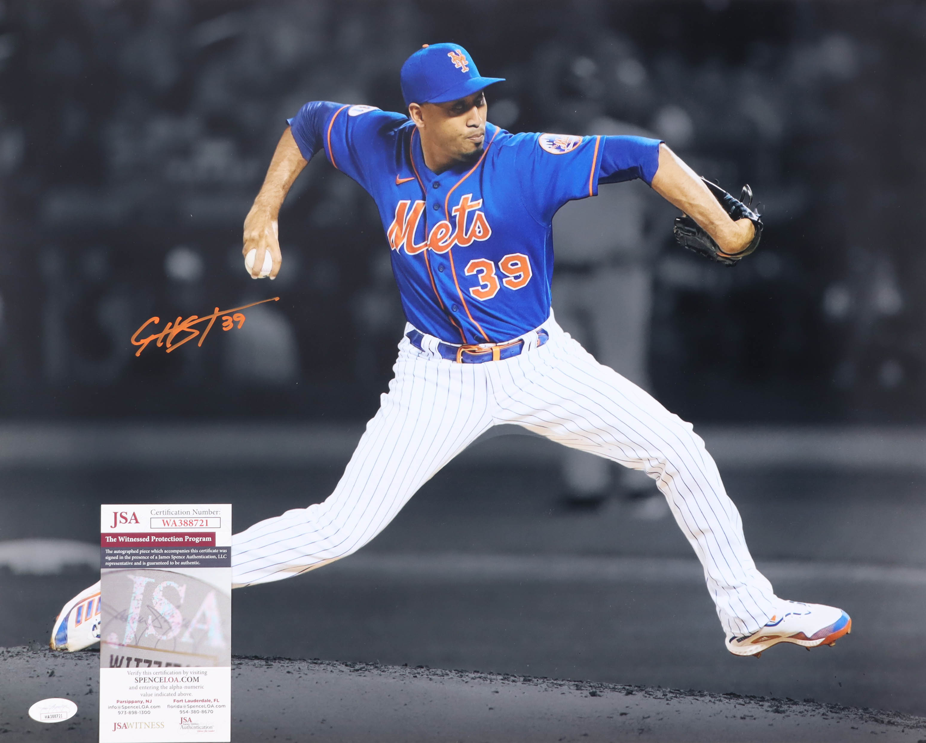 Edwin Diaz Signed Mets 16x20 Photo (JSA) at PristineAuction.com Edwin Diaz Signed Mets 16x20 Photo (JSA) at PristineAuction.com