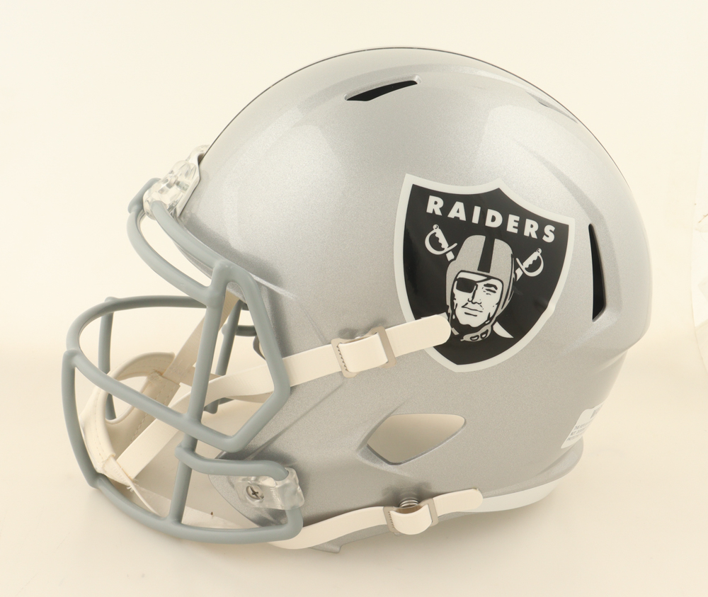 Davante Adams Signed Raiders Full-Size Speed Helmet (Beckett) at PristineAuction.com Davante Adams Signed Raiders Full-Size Speed Helmet (Beckett) at PristineAuction.com