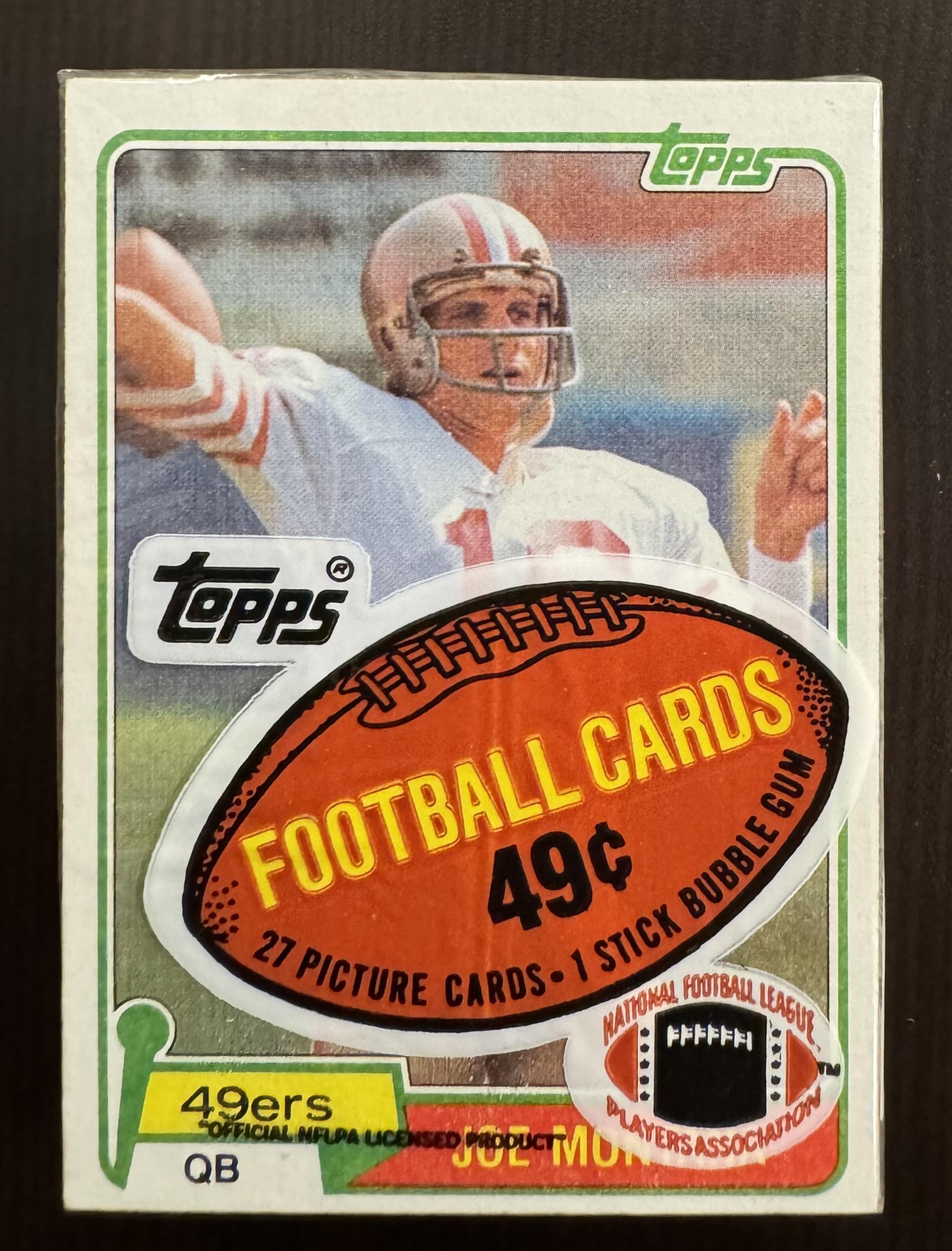 1981 Topps Football Factory Sealed Cello Pack at PristineAuction.com 1981 Topps Football Factory Sealed Cello Pack at PristineAuction.com