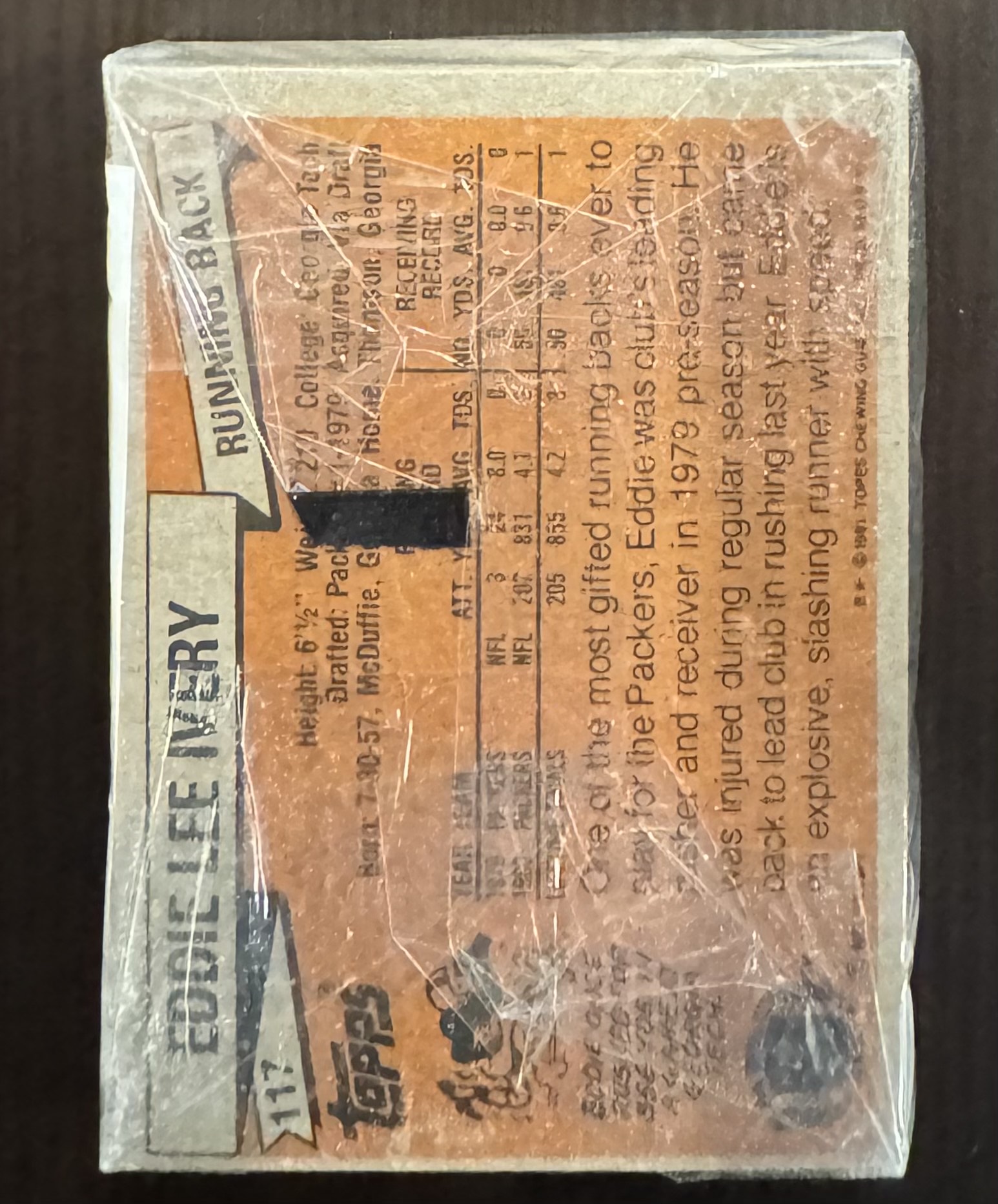 1981 Topps Football Factory Sealed Cello Pack at PristineAuction.com 1981 Topps Football Factory Sealed Cello Pack at PristineAuction.com