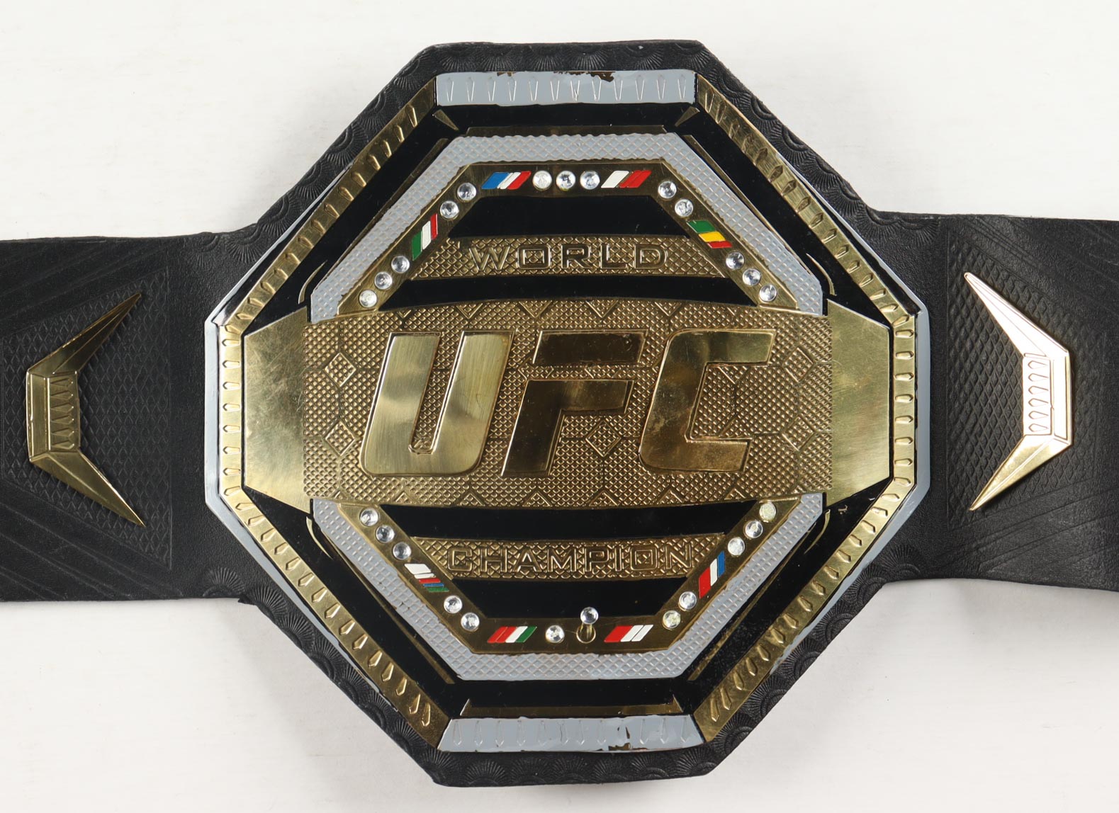 Charles Oliveira Signed Full-Size UFC Championship Belt (Beckett) at PristineAuction.com Charles Oliveira Signed Full-Size UFC Championship Belt (Beckett) at PristineAuction.com