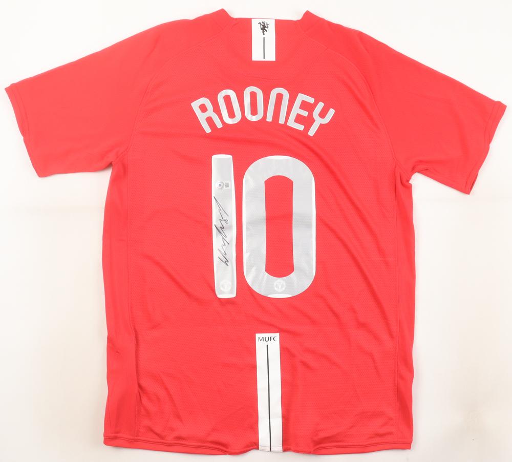 Wayne Rooney Signed Manchester United Nike Jersey (Beckett) at PristineAuction.com Wayne Rooney Signed Manchester United Nike Jersey (Beckett) at PristineAuction.com