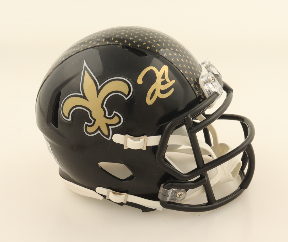 Derek Carr Signed Saints 2022 Black Alternate Mini Helmet (Beckett) at PristineAuction.com Derek Carr Signed Saints 2022 Black Alternate Mini Helmet (Beckett) at PristineAuction.com
